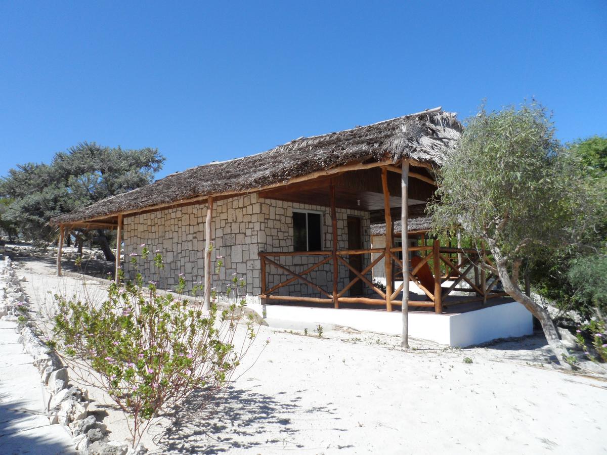 Shangri-La Lodge Ambatomilo Luaran gambar